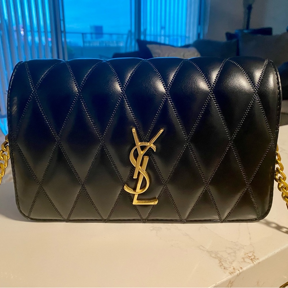 Ysl Quilted Leather Handbag in Black 💕💕